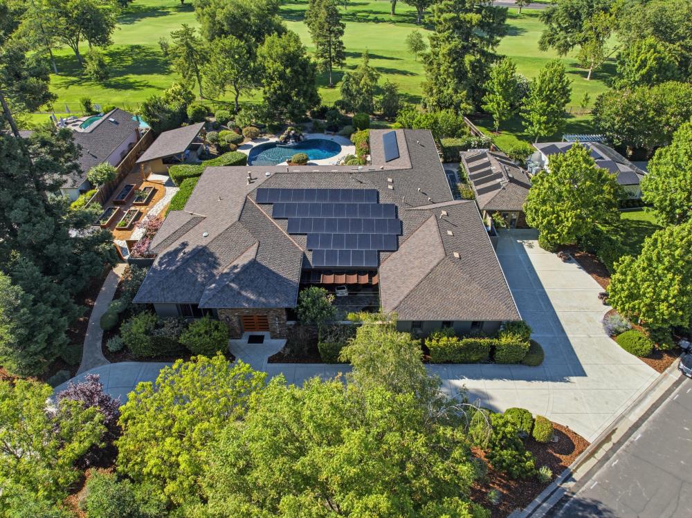 44194 Lakeview Drive