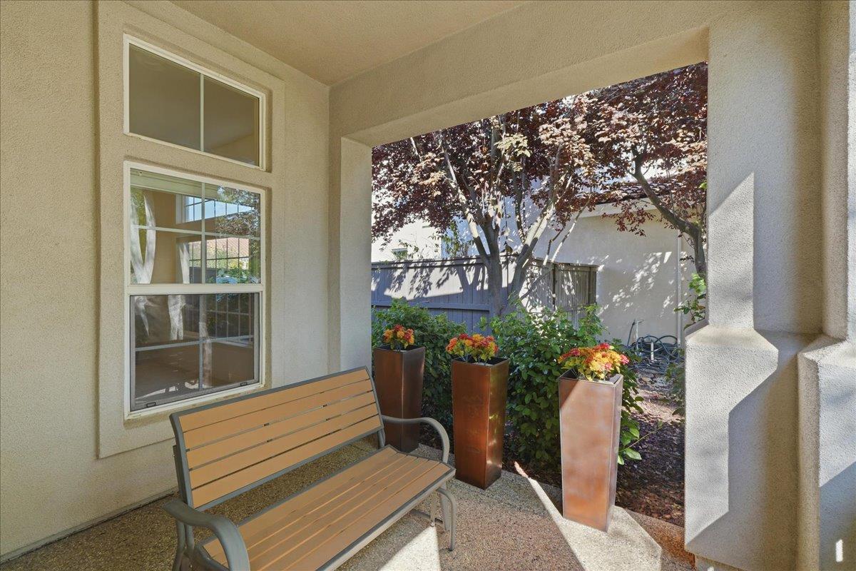 11833 Stone Hollow Way