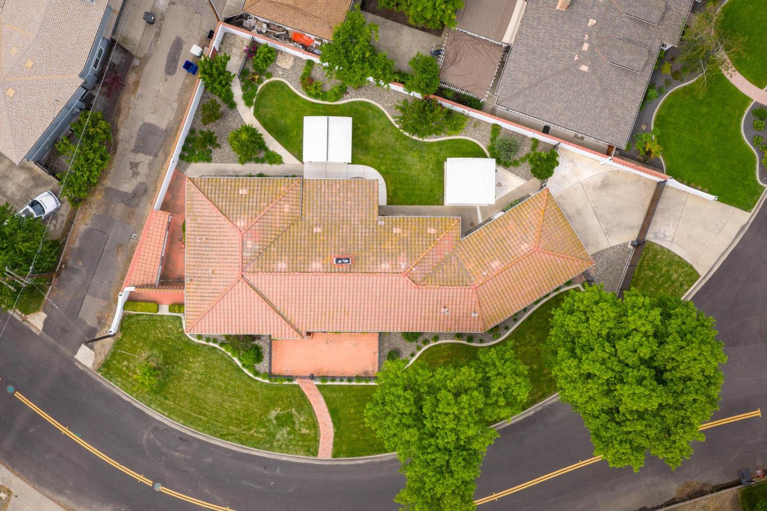 1021 Stanford Avenue