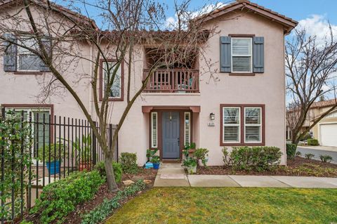 6335 Brando Loop Fair Oaks CA 95628