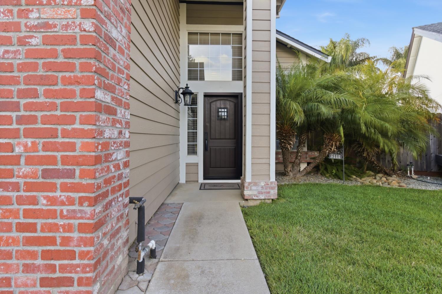 8444 Lost River Court