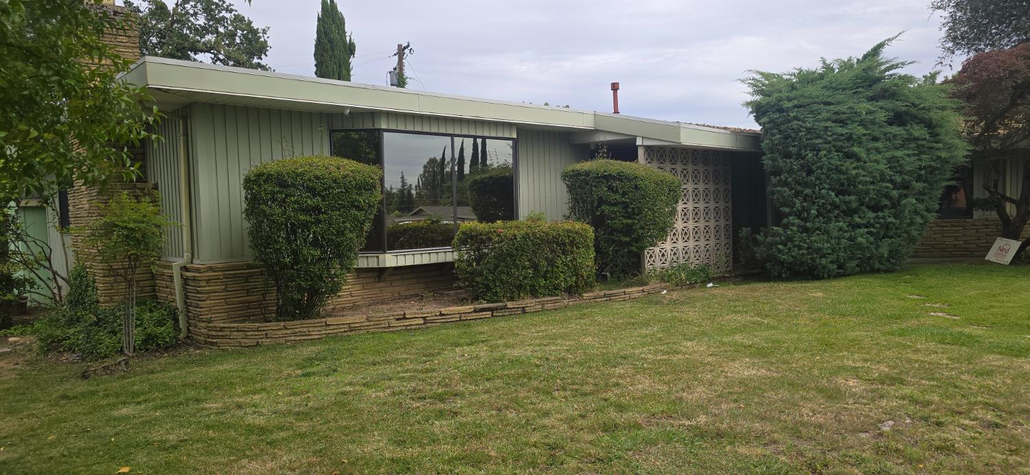 4628 Charleston Drive