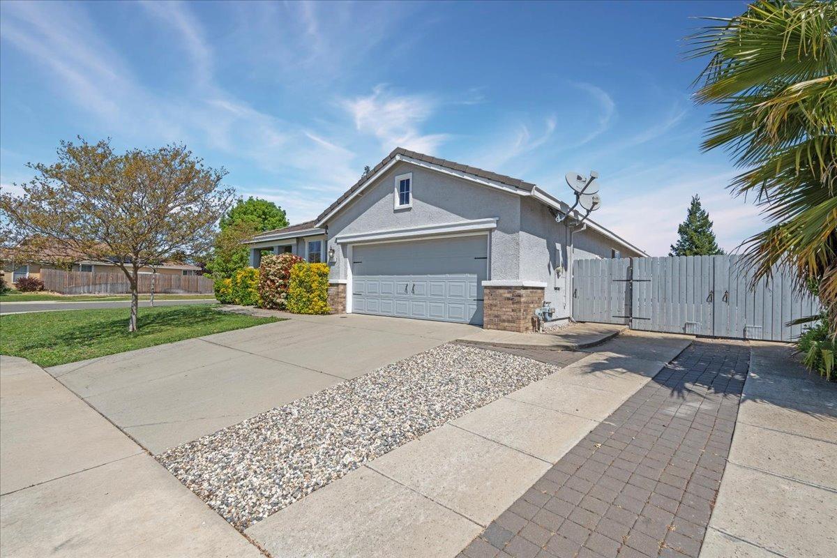 1151 Silver Spur Way