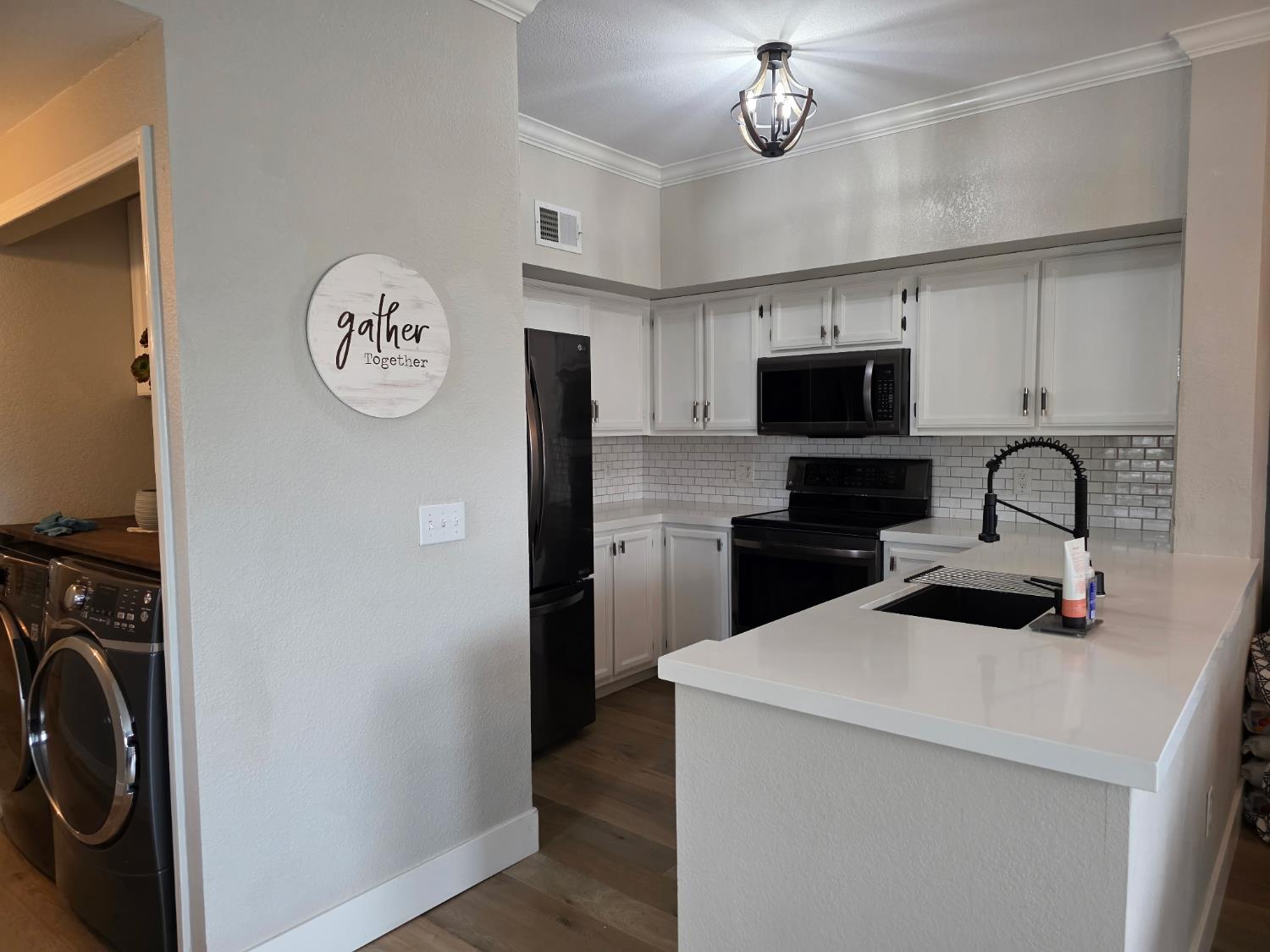 712 Horizon Cove 2040