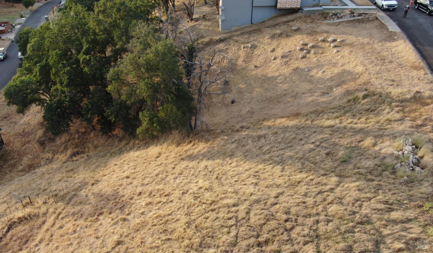 1041 Eastridge Drive