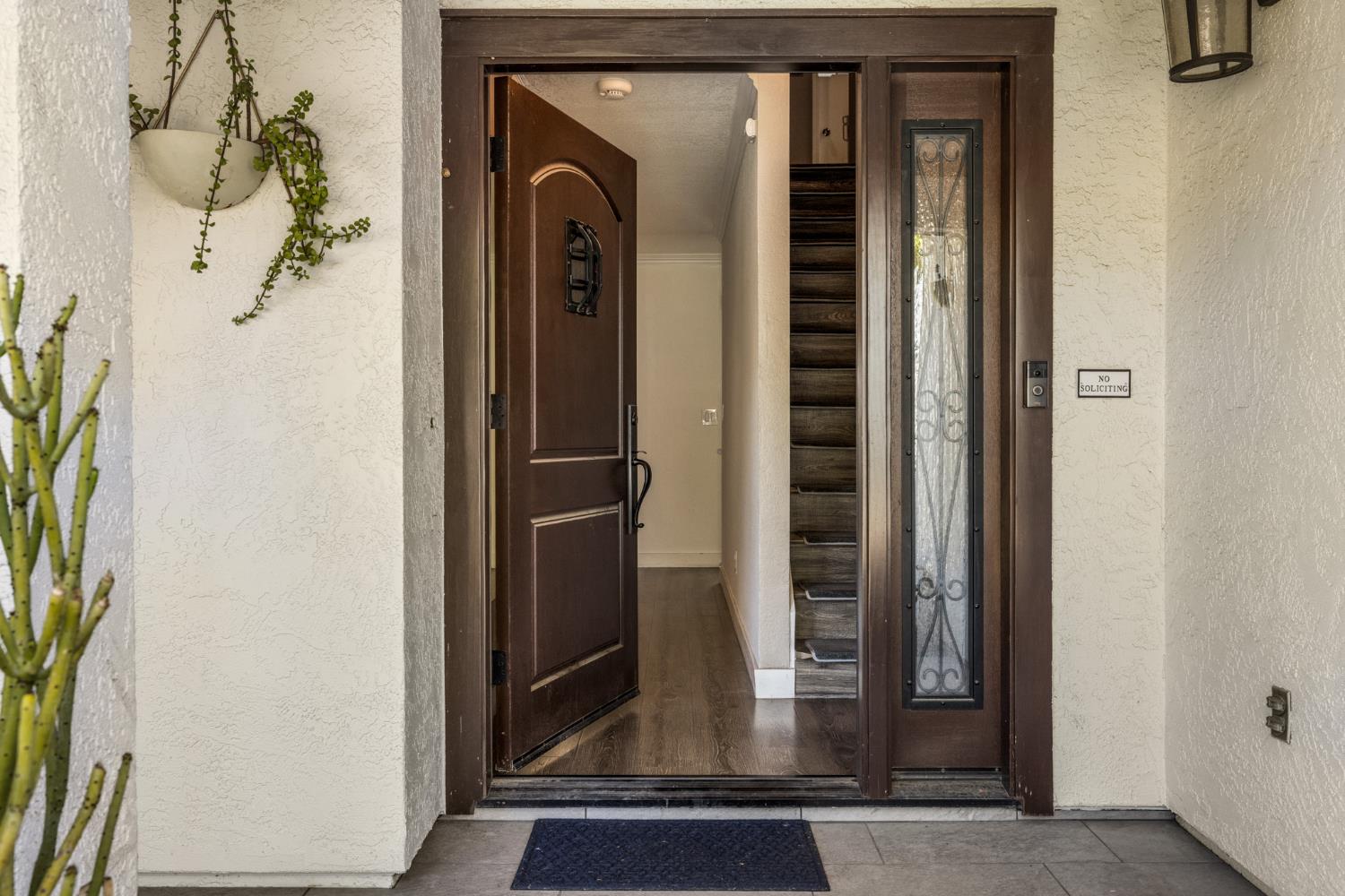 4008 Cromwell Circle