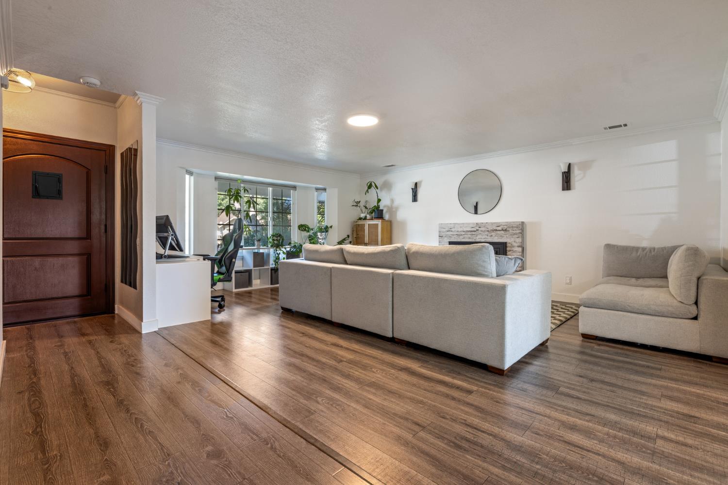 4008 Cromwell Circle