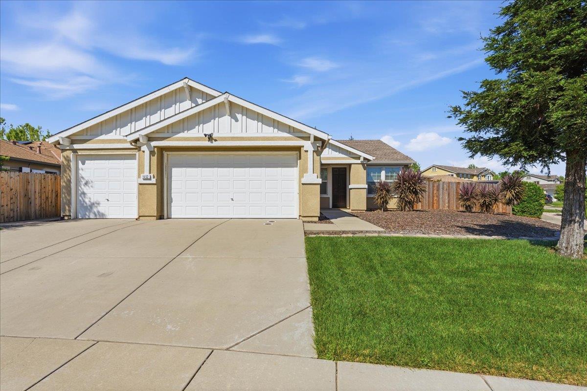 1452 Claridge Court