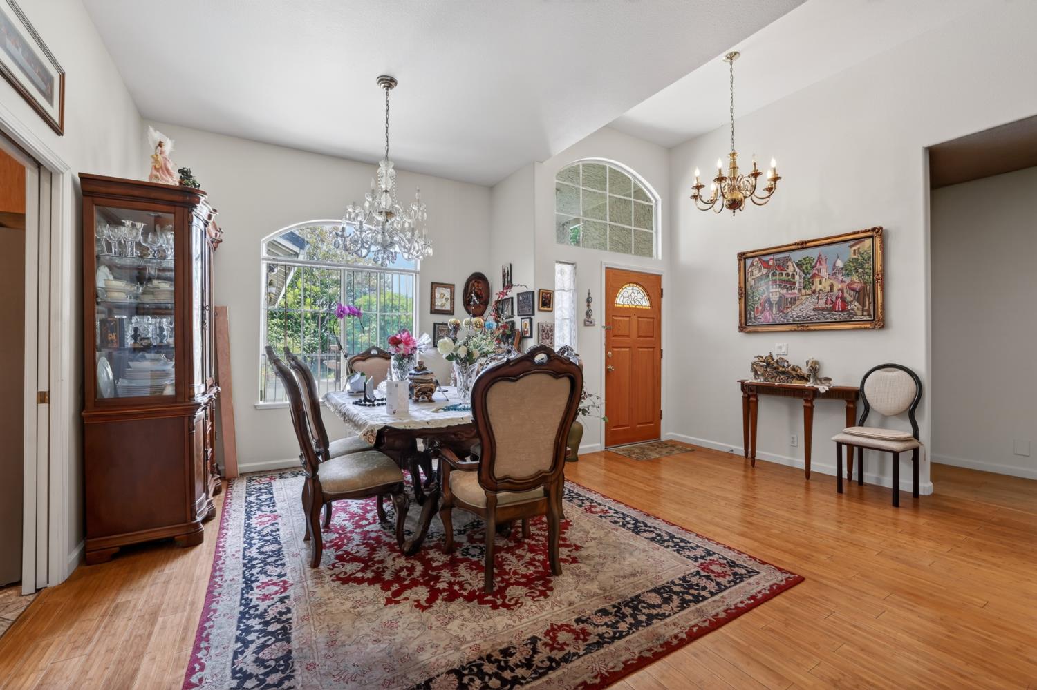 6141 Hall Lane