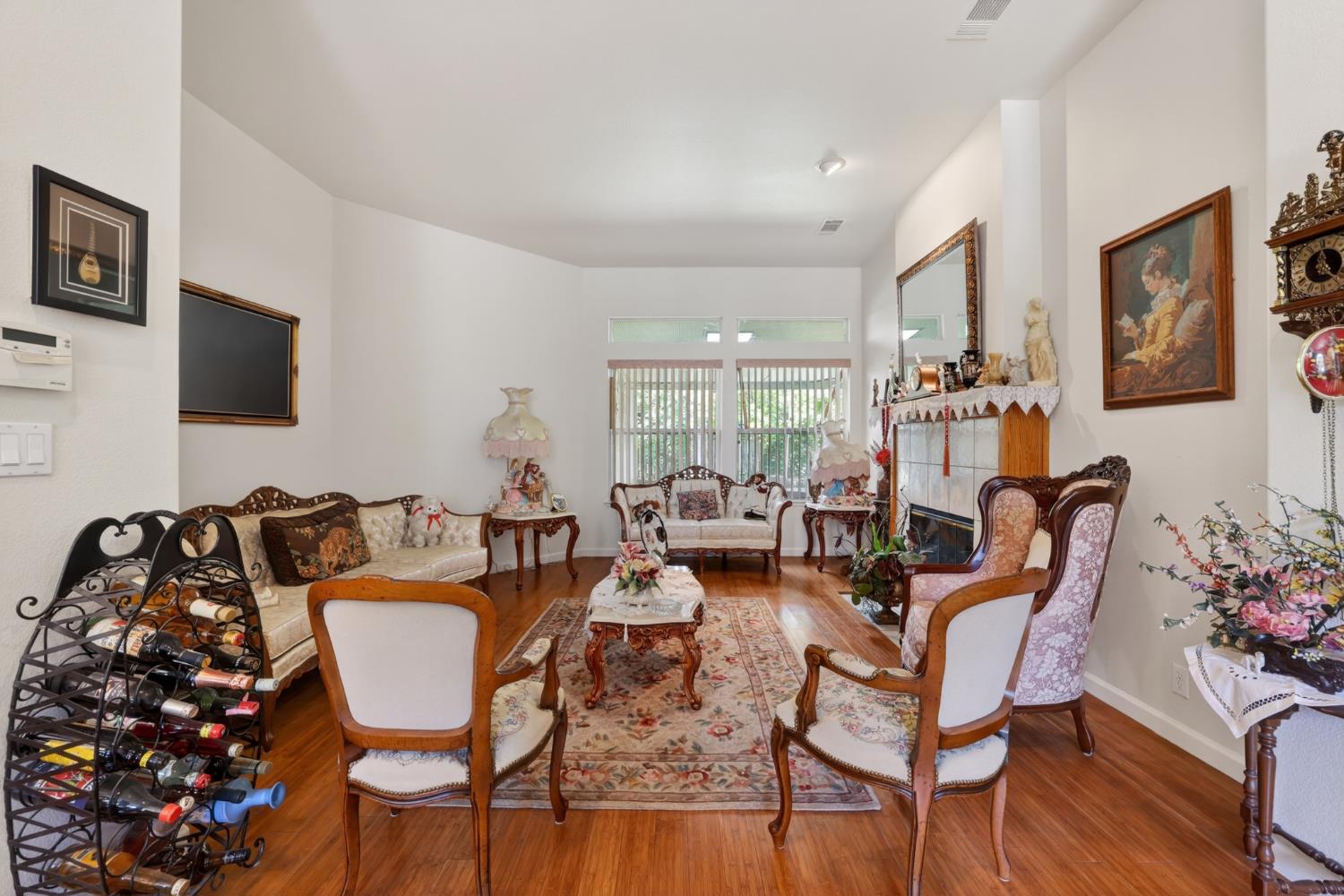 6141 Hall Lane