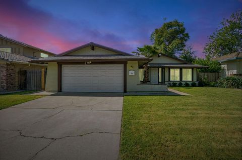 780 Regatta Drive, Sacramento, CA 95833 - MLS#: 225055346