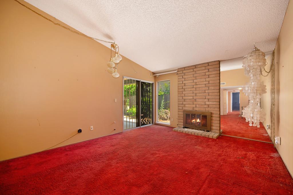 9402 Mira Del Rio Way