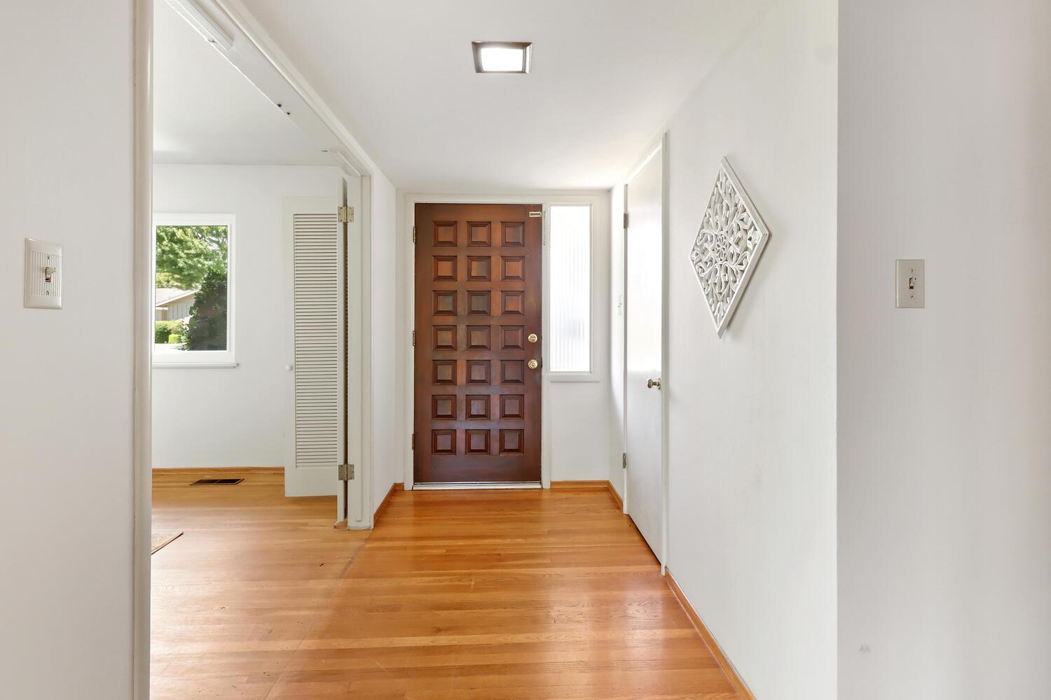 112 Toyon Drive
