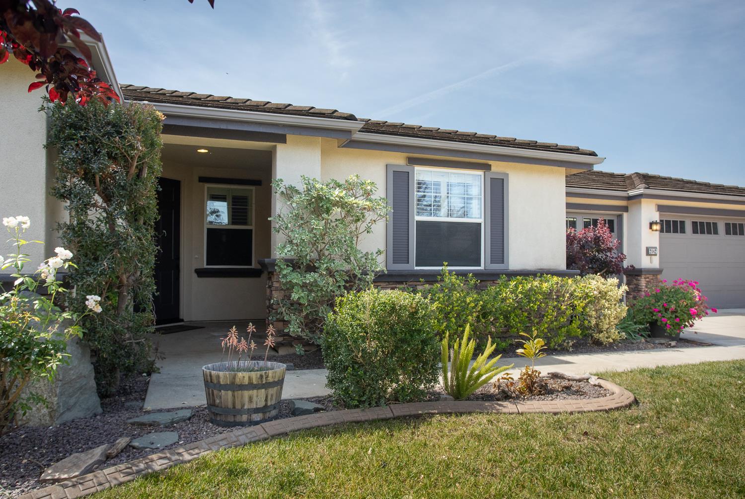 2042 Danforth Way