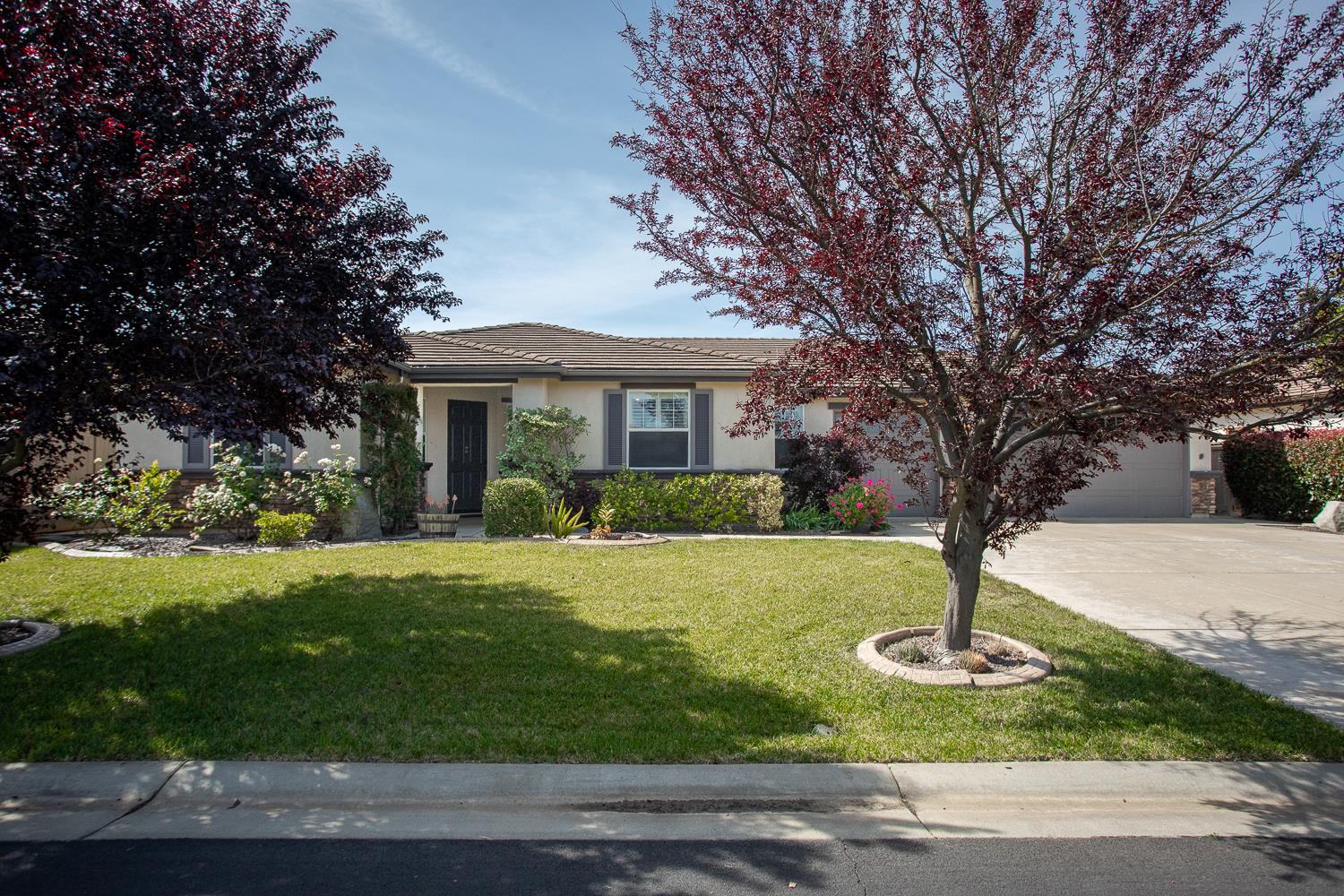2042 Danforth Way