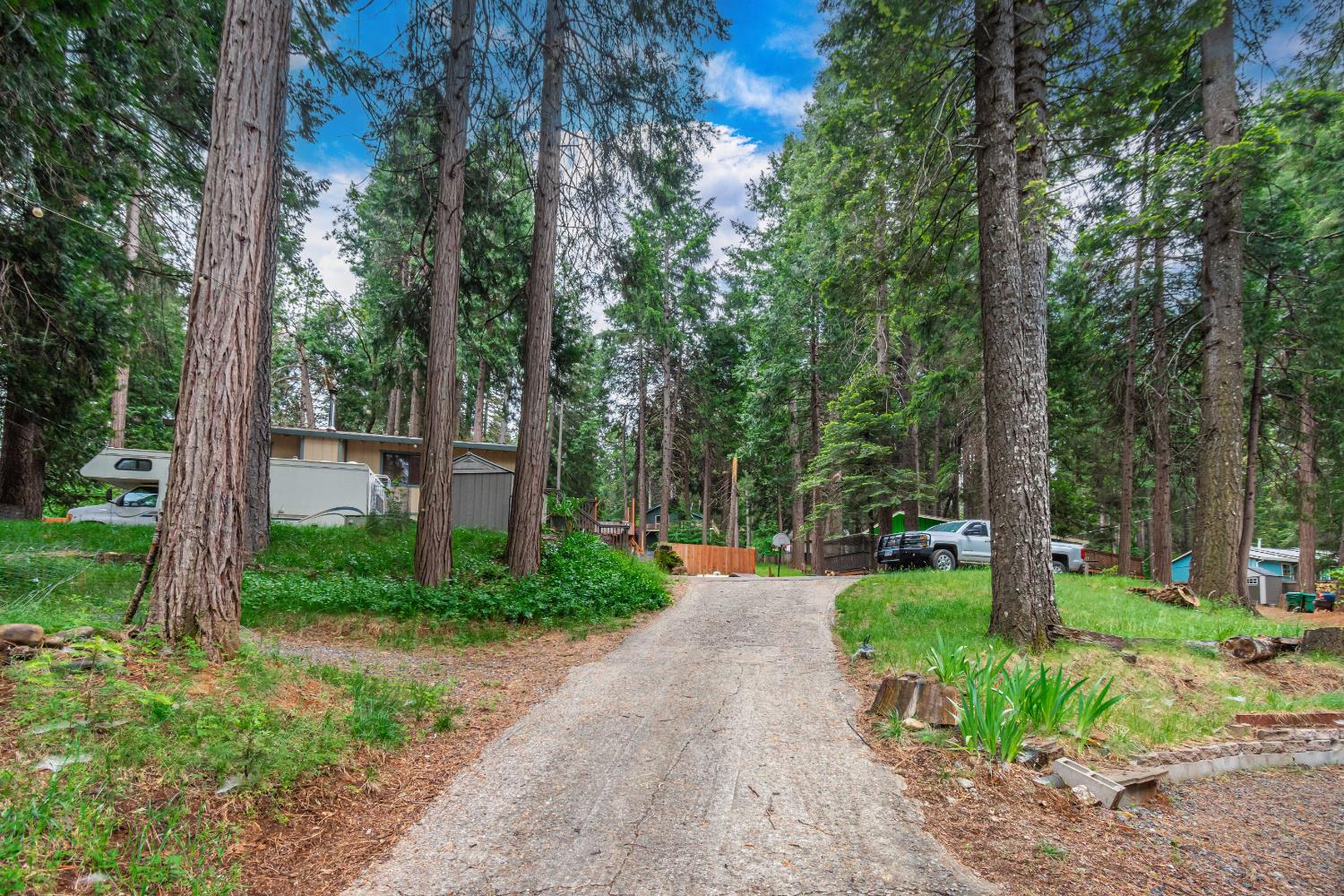 5027 Golden Court