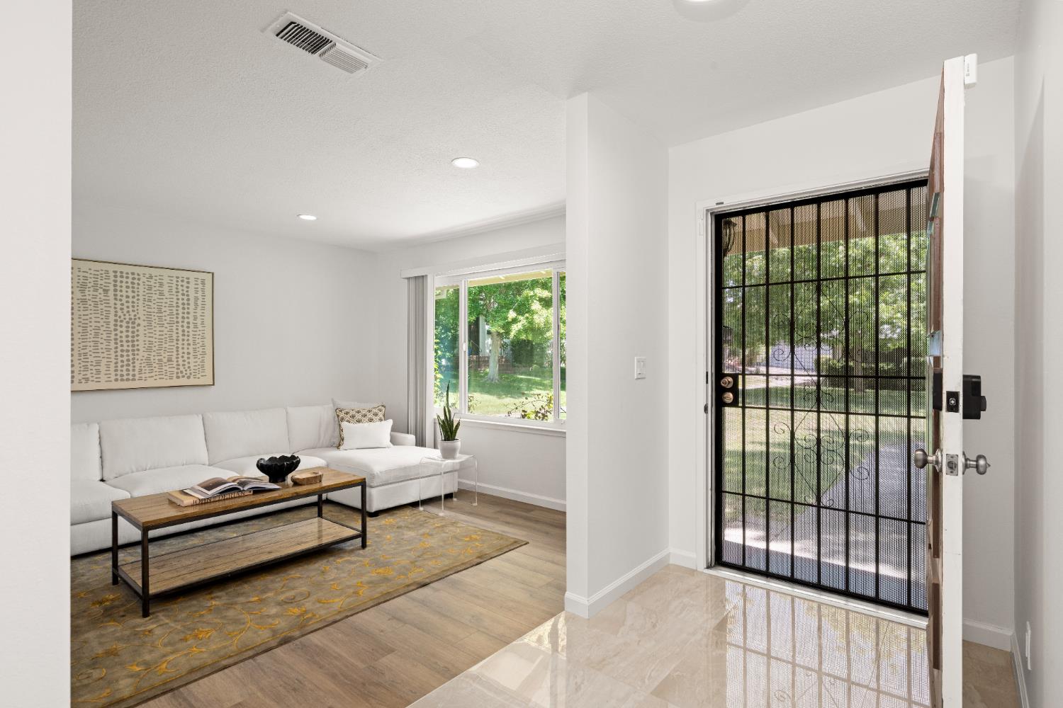 8373 La Riviera Drive