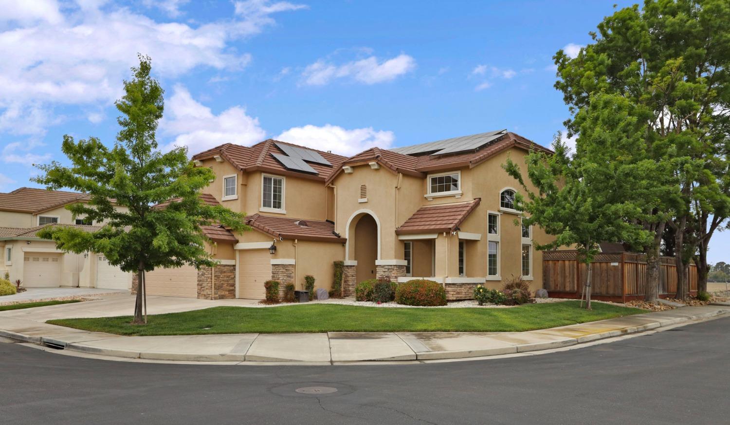 1321 Tulloch Drive