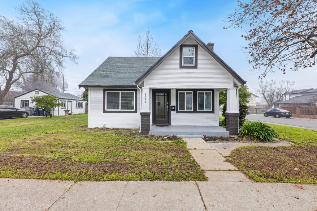 Photo of 3341 23rd Avenue, Sacramento, CA 95820 (MLS # 226006660)