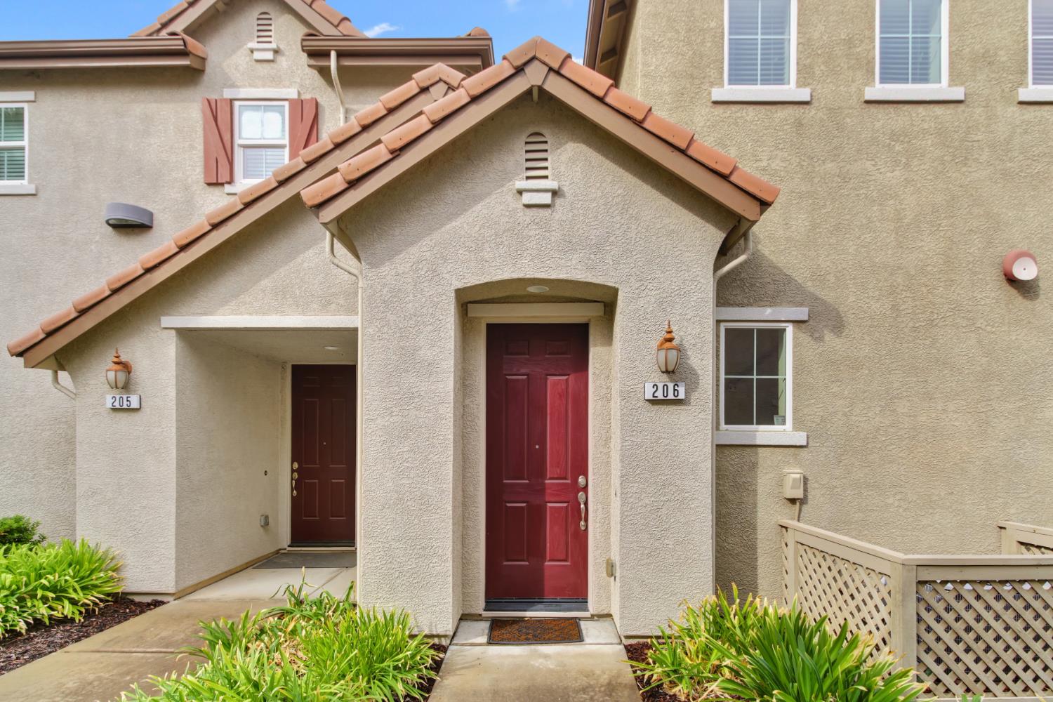 206 Rivage Circle