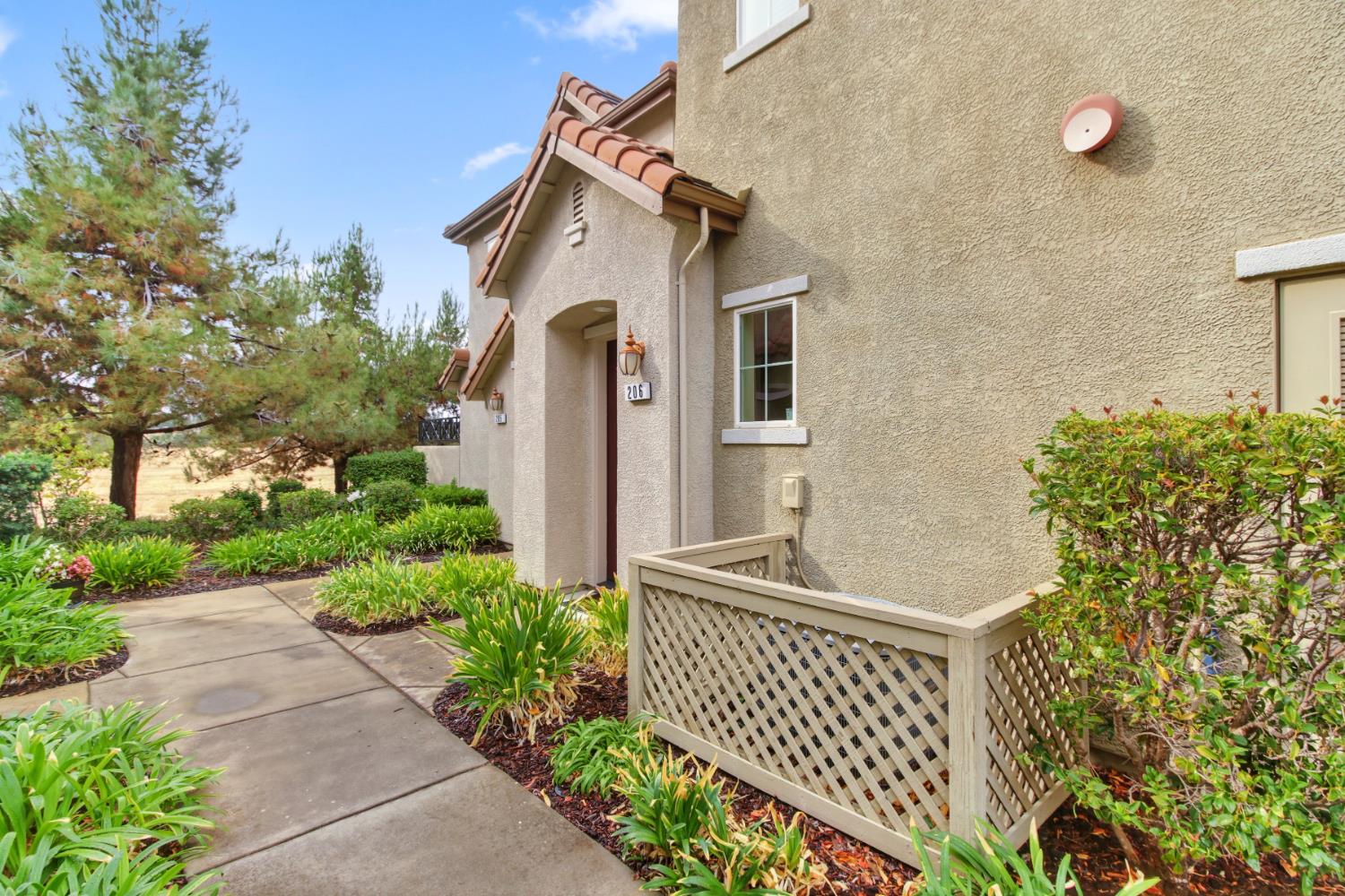 206 Rivage Circle