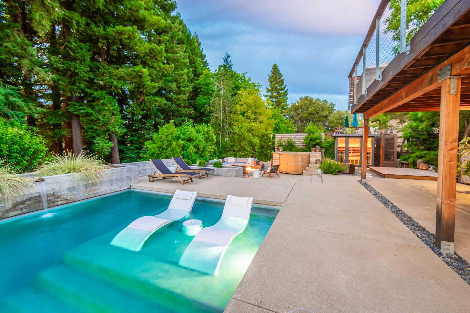 6747 Highland Road