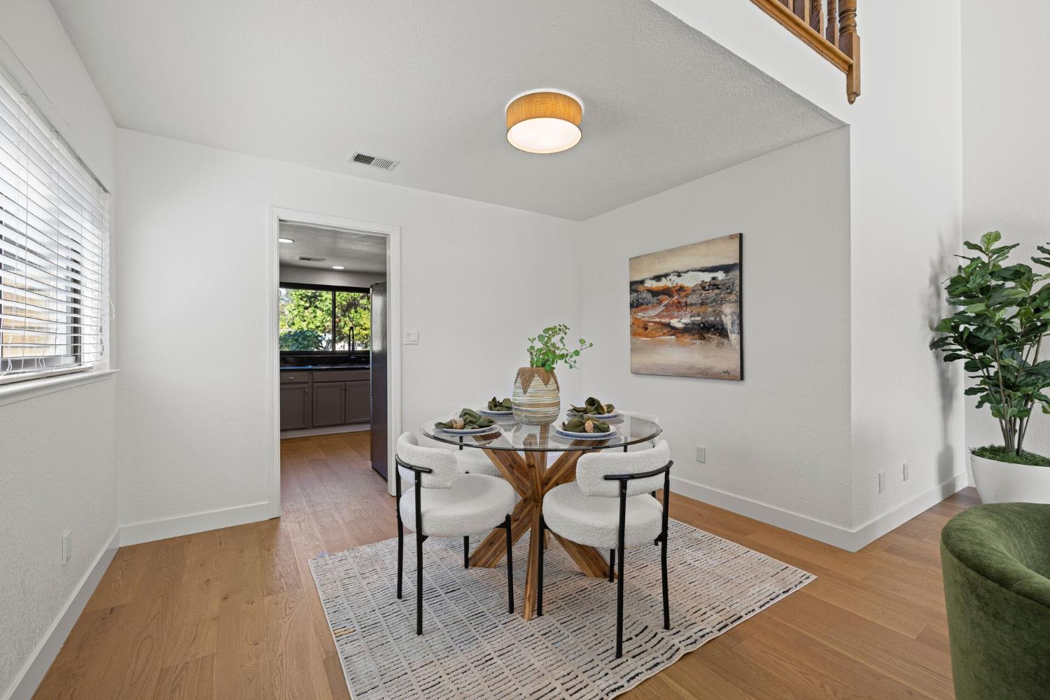 747 Shoreside Drive