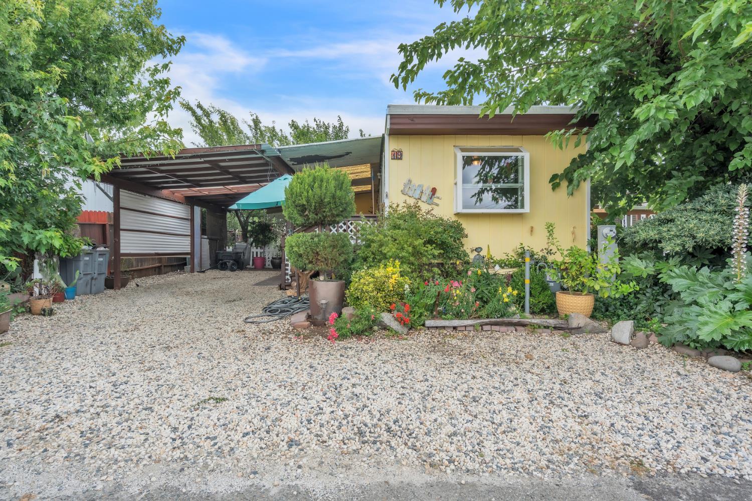 3945 Grass Valley Highway 19