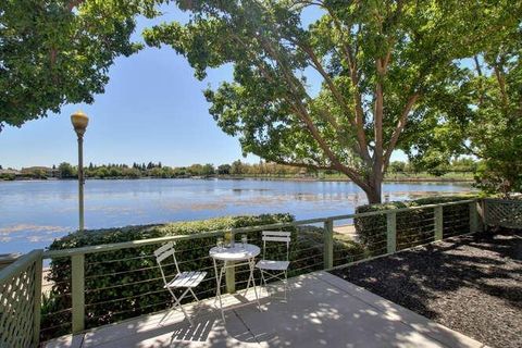 3134 E Laguna Court Elk Grove CA 95758