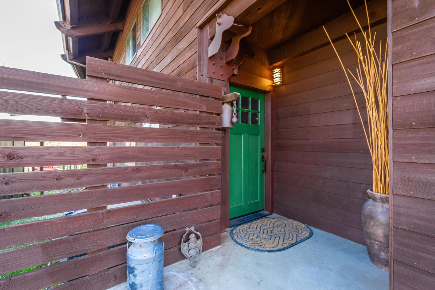 19101 Poppy Hill Lane