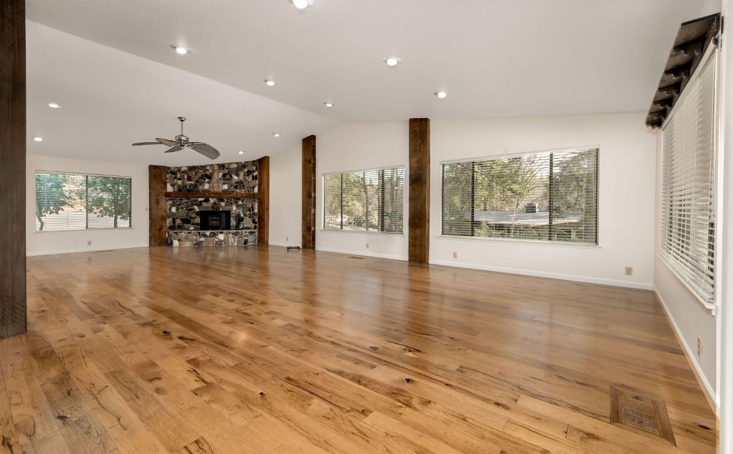 11977 Alta Sierra Drive