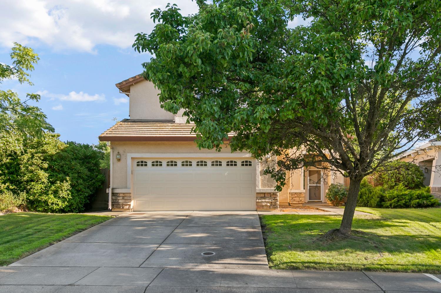 313 Leckenby Way