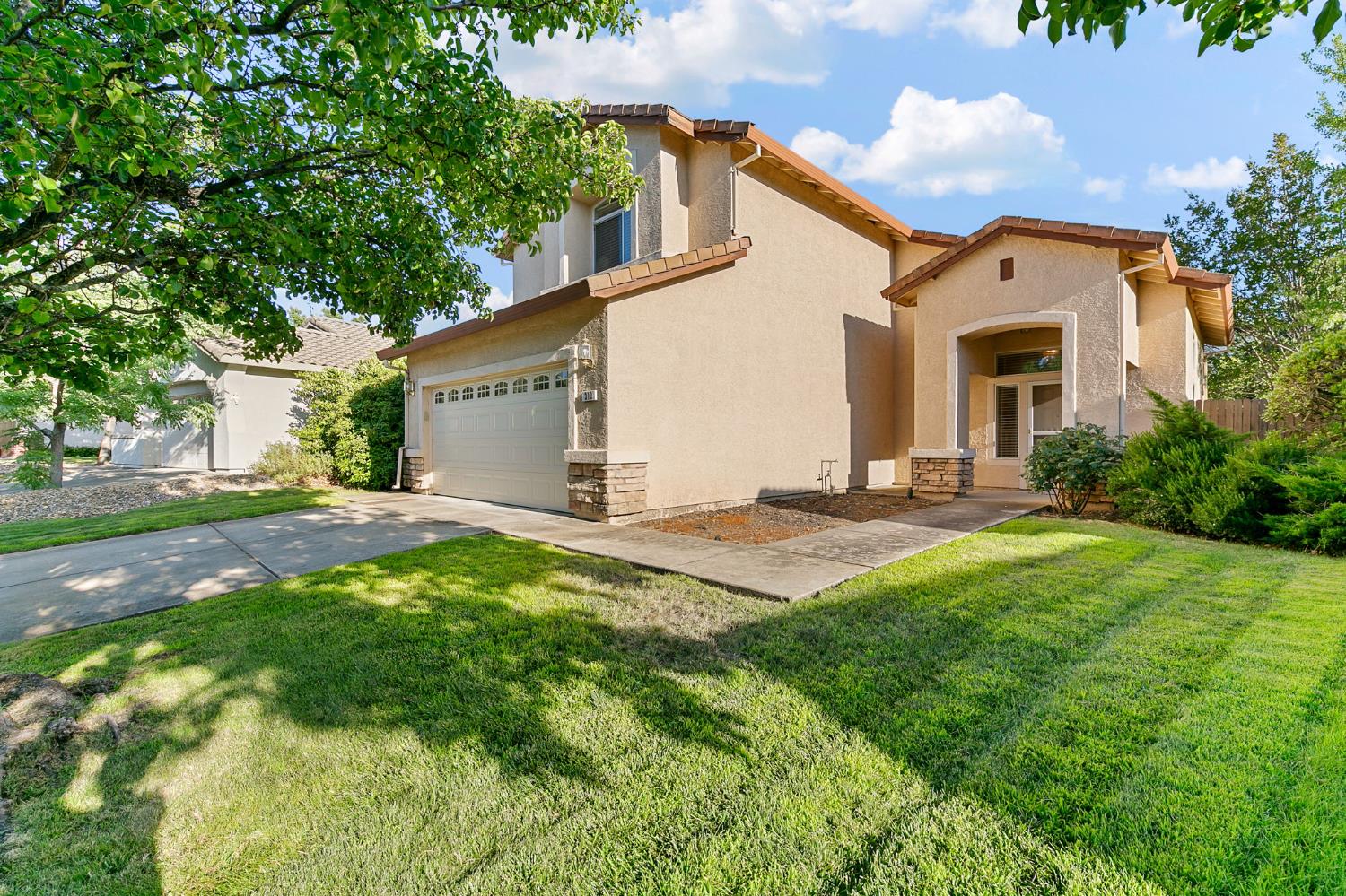 313 Leckenby Way