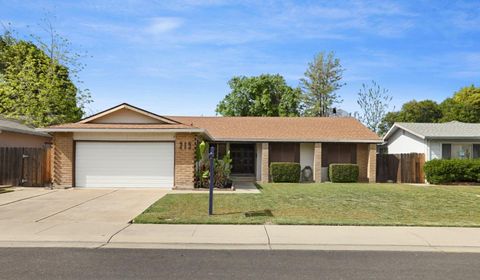 219 Mckelvey Avenue, Stockton, CA 95210 - MLS#: 225050524