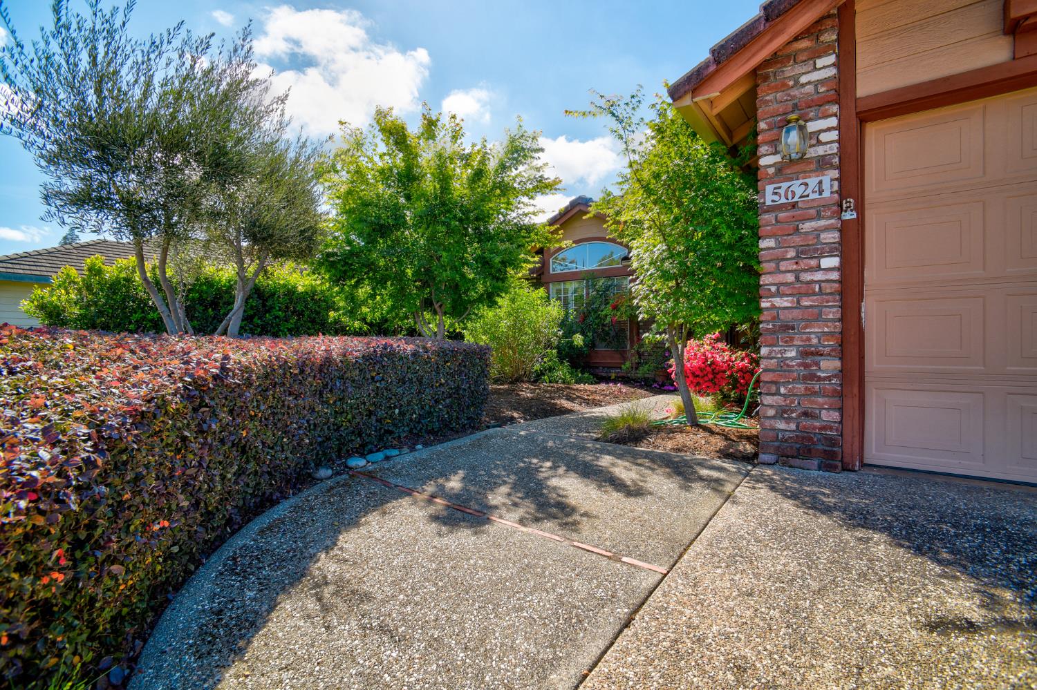 5624 Montclair Circle