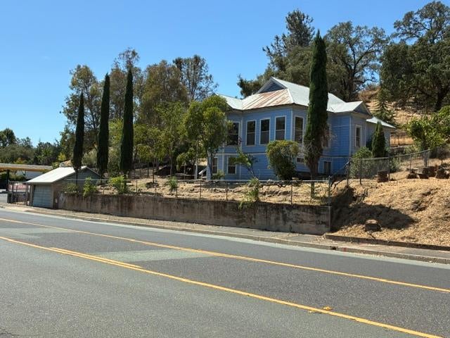 250 E St Charles Street