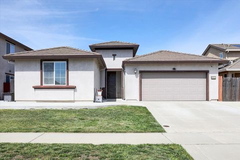 MLS: 225042702