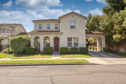 1879 Silvio Way Oakdale CA 95361