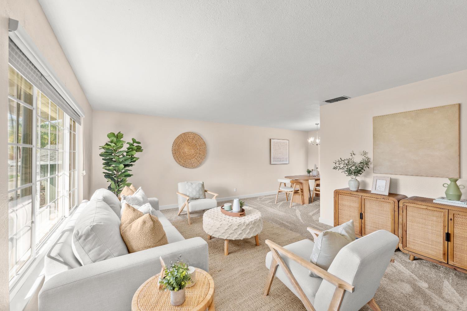 8129 English Oak Way