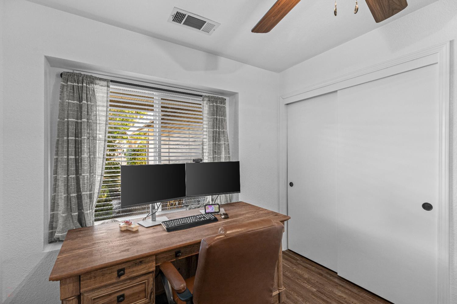 Merced, California 95348, United States, 3 Bedrooms Bedrooms, ,2 BathroomsBathrooms,Residential,Active,210867