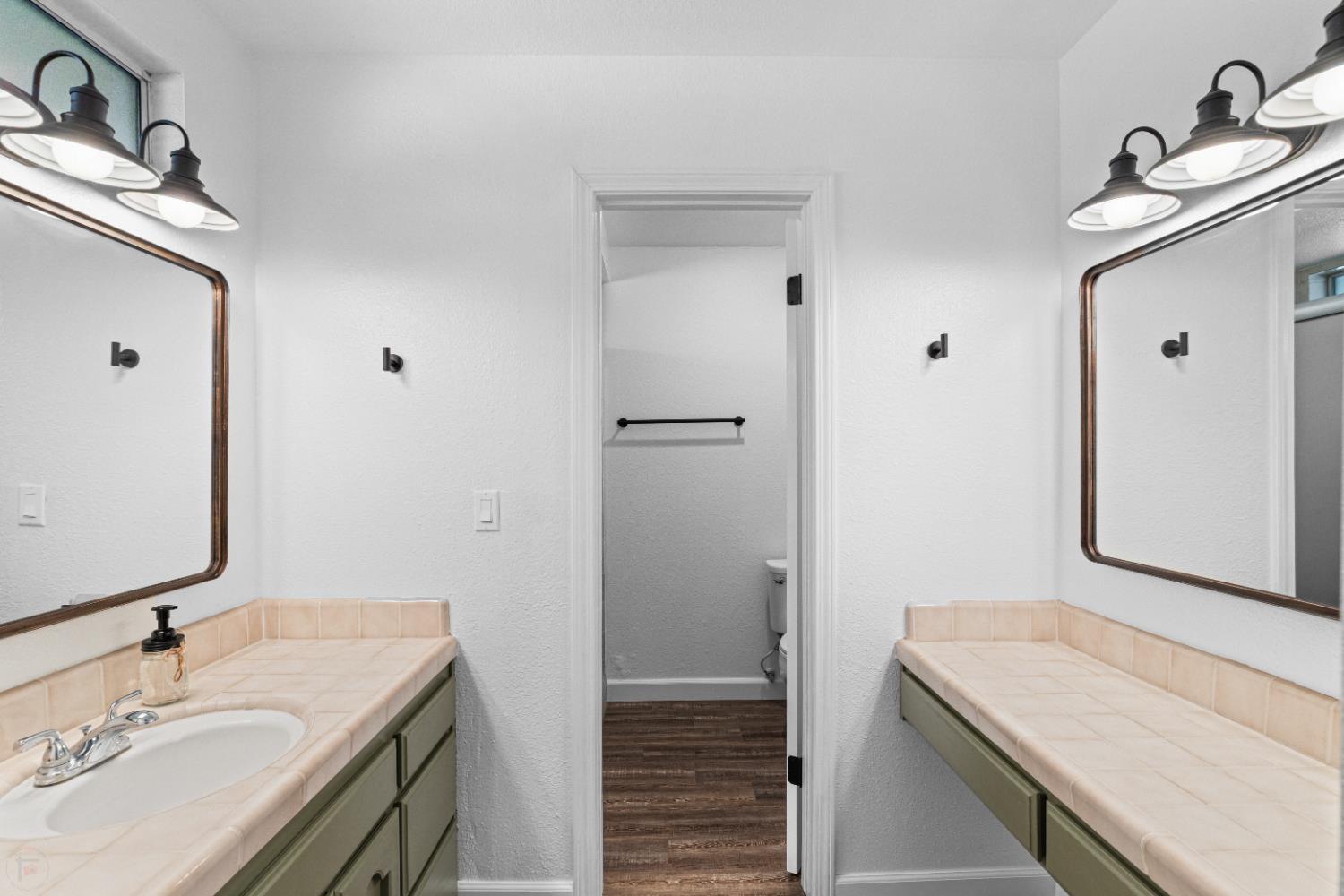 Merced, California 95348, United States, 3 Bedrooms Bedrooms, ,2 BathroomsBathrooms,Residential,Active,210867