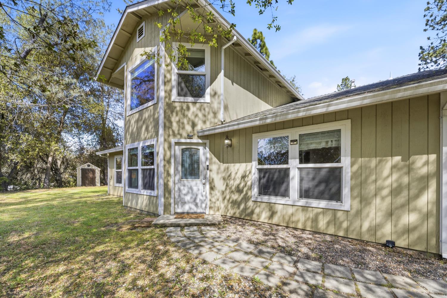 12936 Ridge View Drive