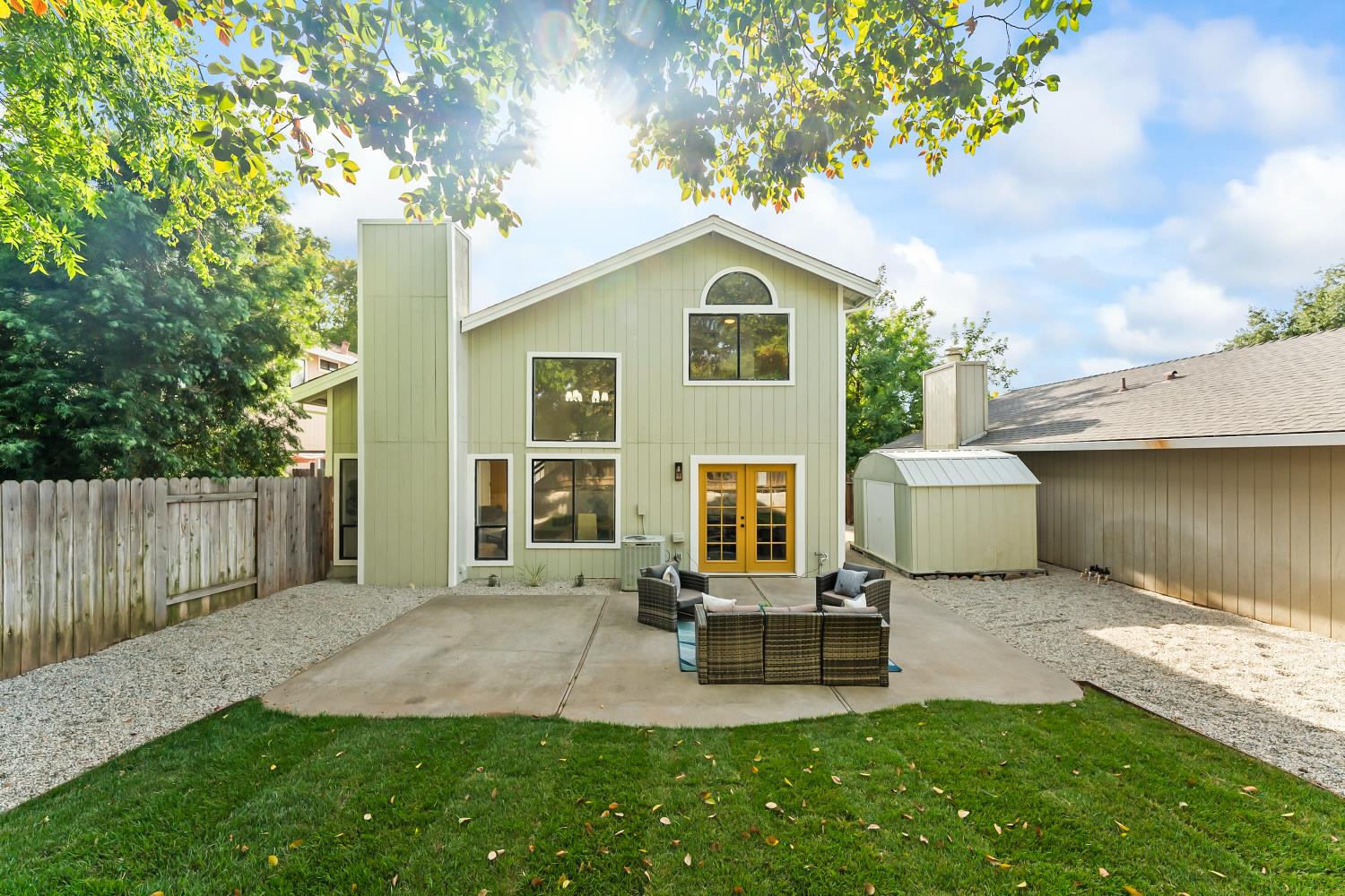 3537 Pinehill Way