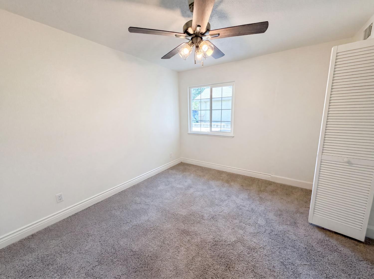 1422 Oakmont Drive