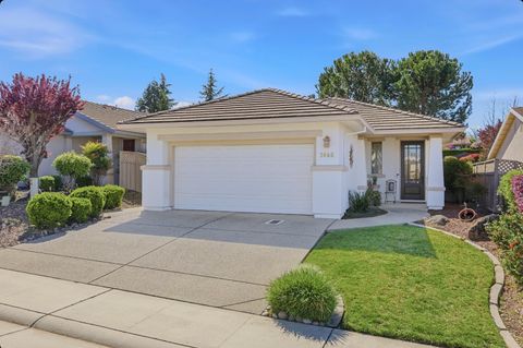 1646 Grand Pheasant Lincoln CA 95648