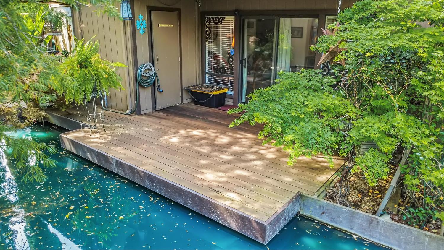 2424 Larkspur Lane 217