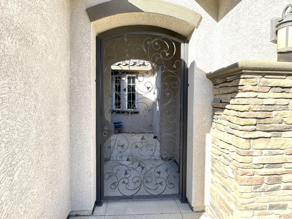 Photo of 2158 Birmington Drive, Yuba City, CA 95991 (MLS # 225131093)