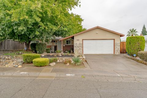 103 Grenoble Way Folsom CA 95630