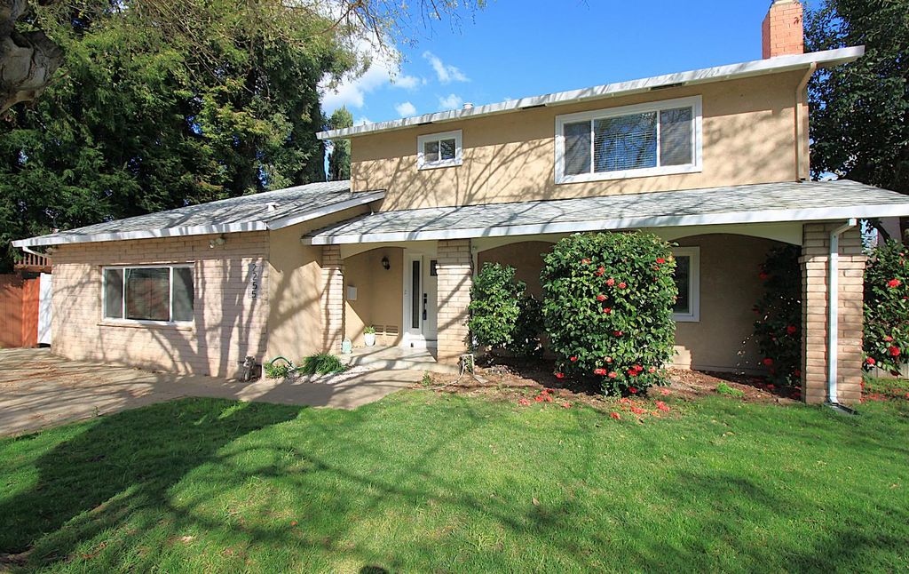 Photo of 2255 La Grama Drive, Rancho Cordova, CA 95670 (MLS # 226024647)