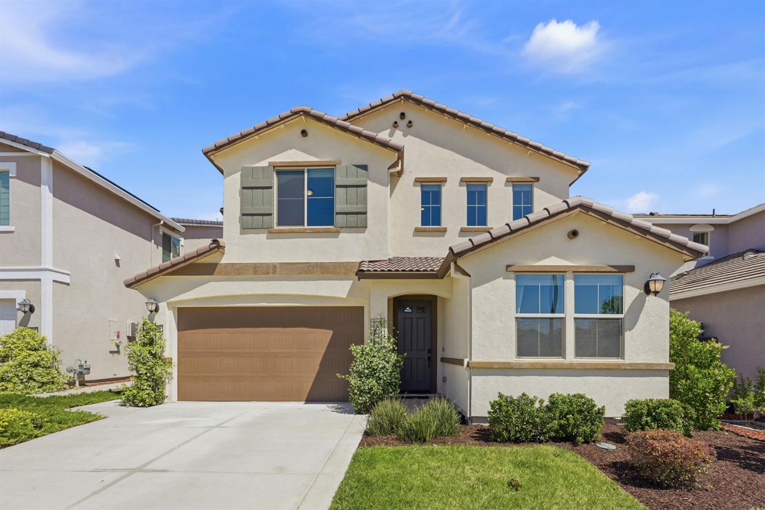6376 Campus Parkway